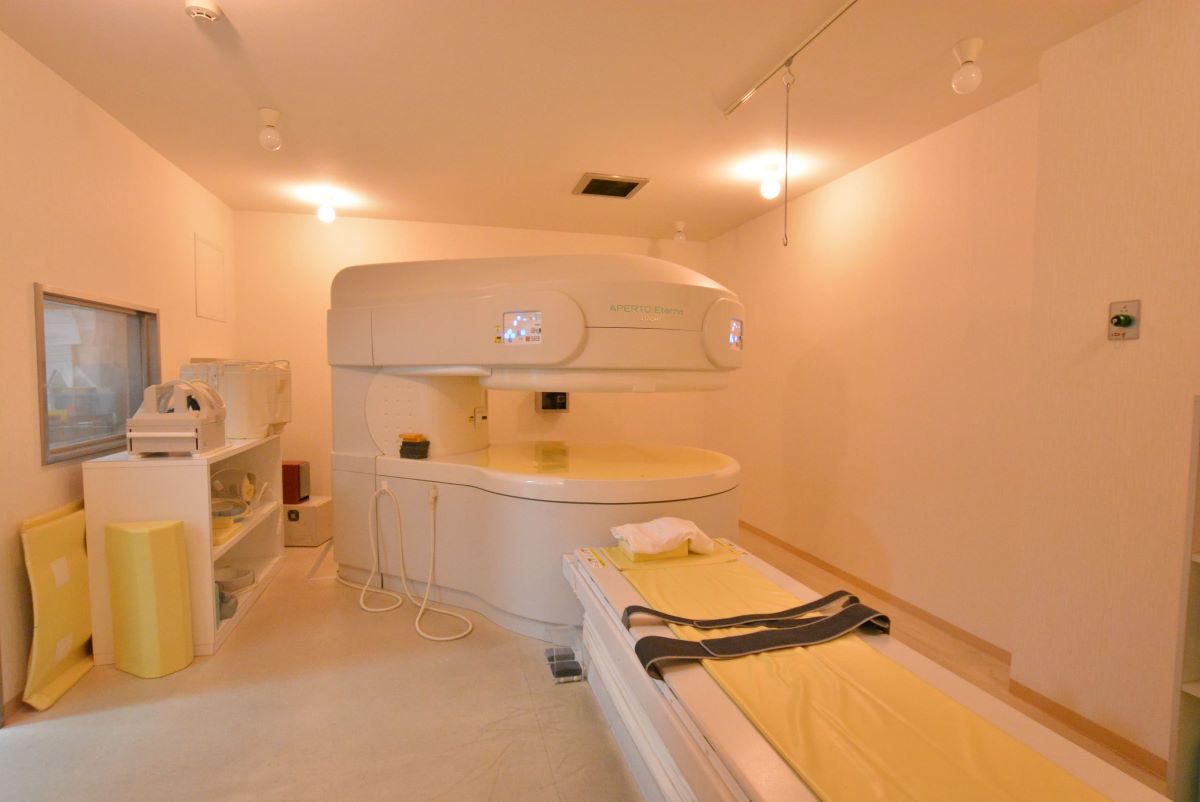 オープン型MRI